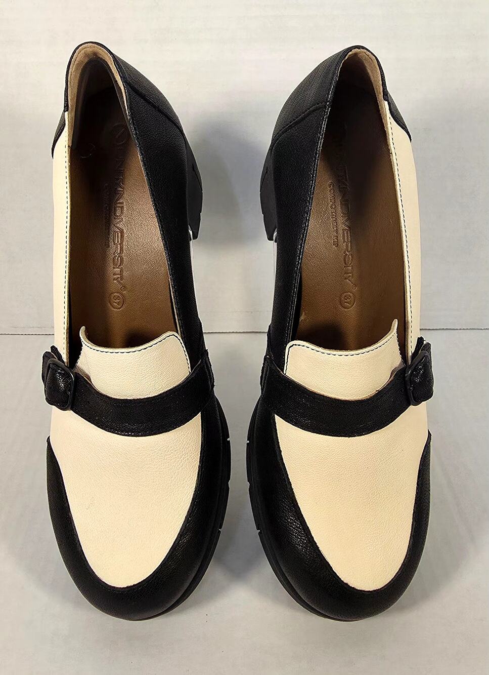 Unity in Diversity Two-Tone Leather Loafers Black Cream Comfort Lug Sole Size 37